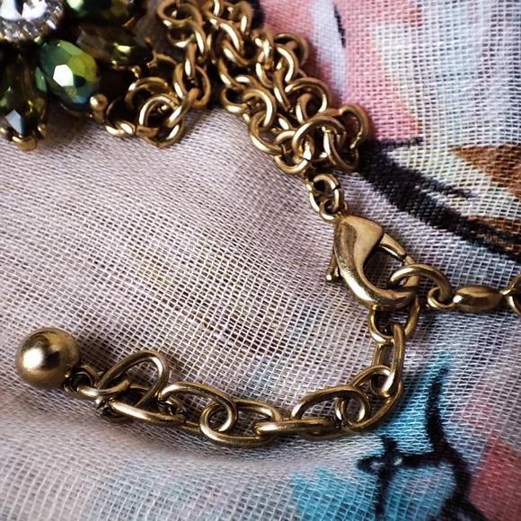 Gold Tone Topaz Olivine Crystal Clear Rhinestone Statement Necklace Unsigned - Picture 10 of 11